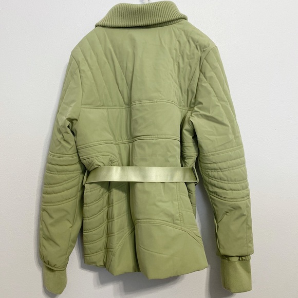 CAbi 4300 Ski Lift Puffer Sage Fall 2022 Large EUC - Picture 4 of 7